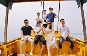 迈世团队旅游.jpg