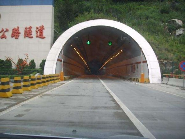 高速公路供电监控解决方案，你们有吗？
